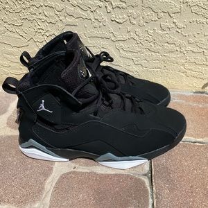 SOLD! Jordan true flights - Mens/11